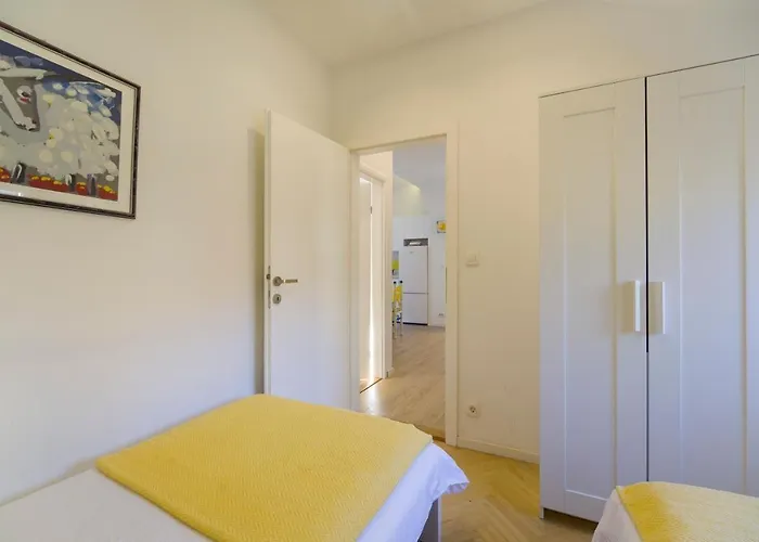 アパートメント　サン ＆ シー スプリト