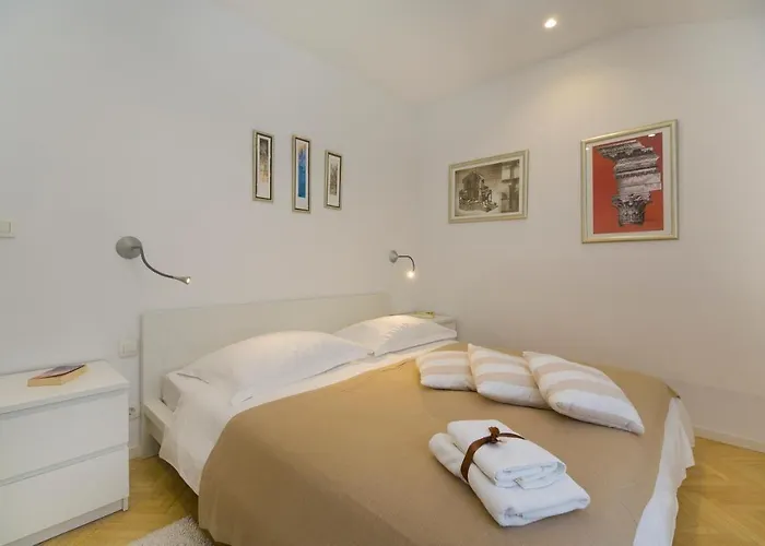 アパート アパートメント　サン ＆ シー スプリト